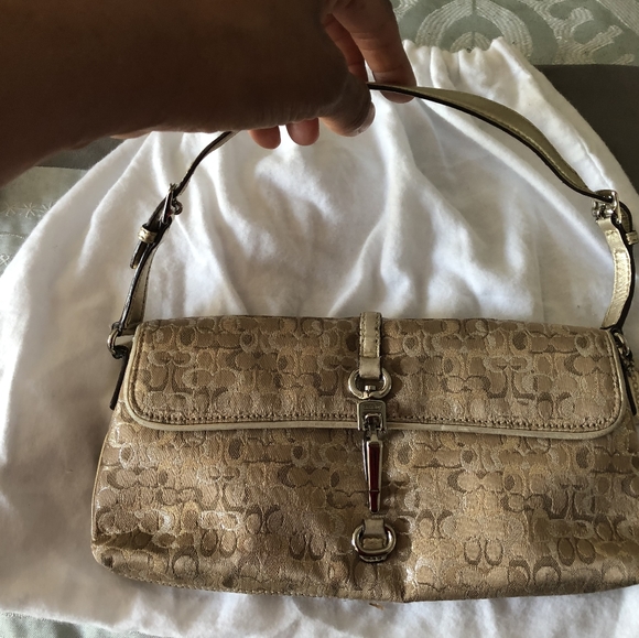 Coach Holiday Clutch - Picture 1 of 3